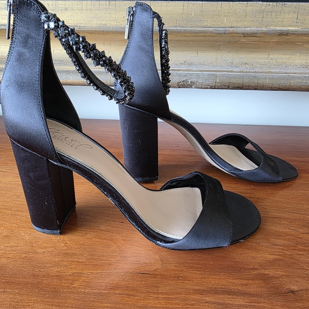 Jewel Badgley Mischka Louise Block Heel Sandals